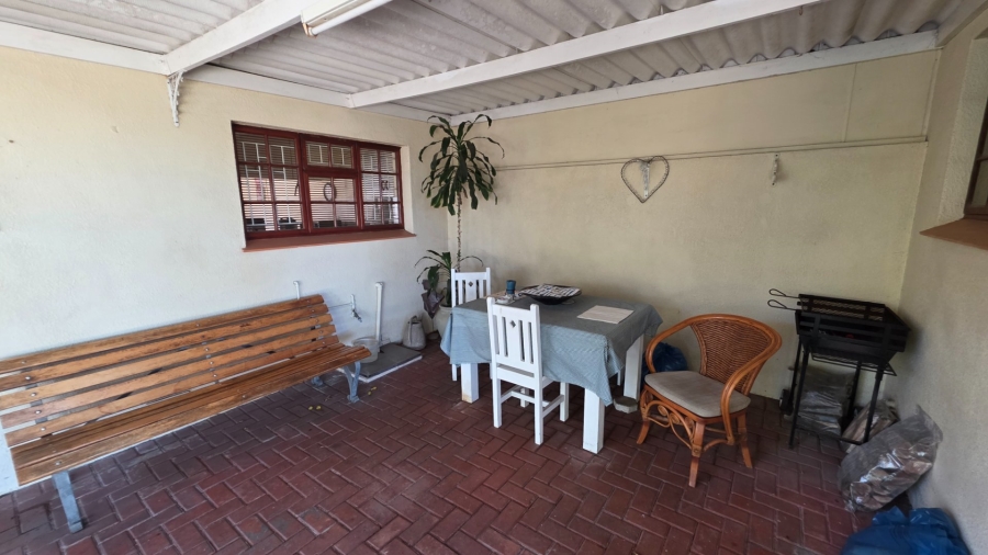 3 Bedroom Property for Sale in Heiderand Western Cape